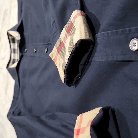 SOLD--Men's Burberry Dress Shirt - Picture 5 of 5